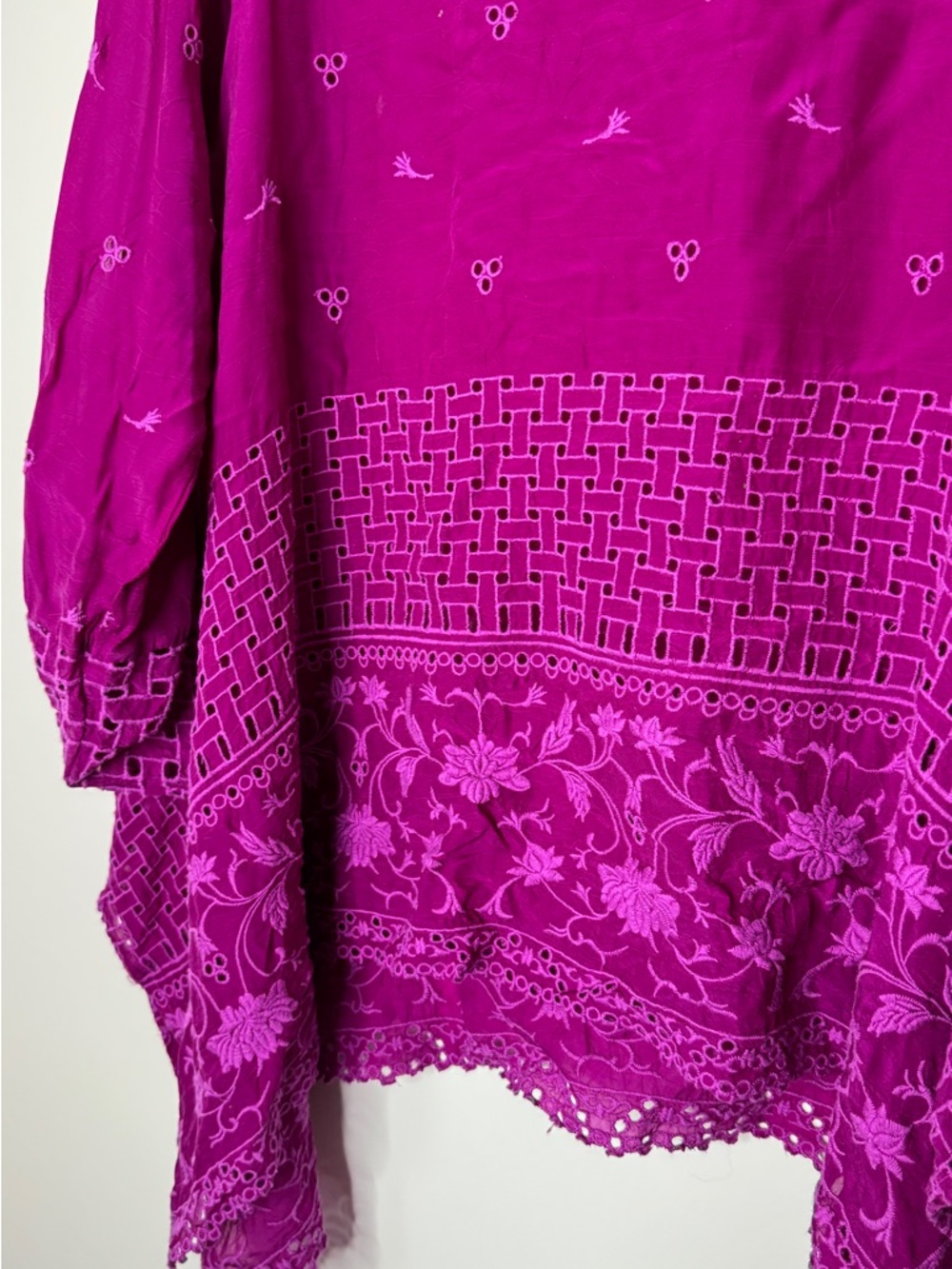 Johnny Was Magenta V-Neck Boho Tunic - Picture 6 of 6